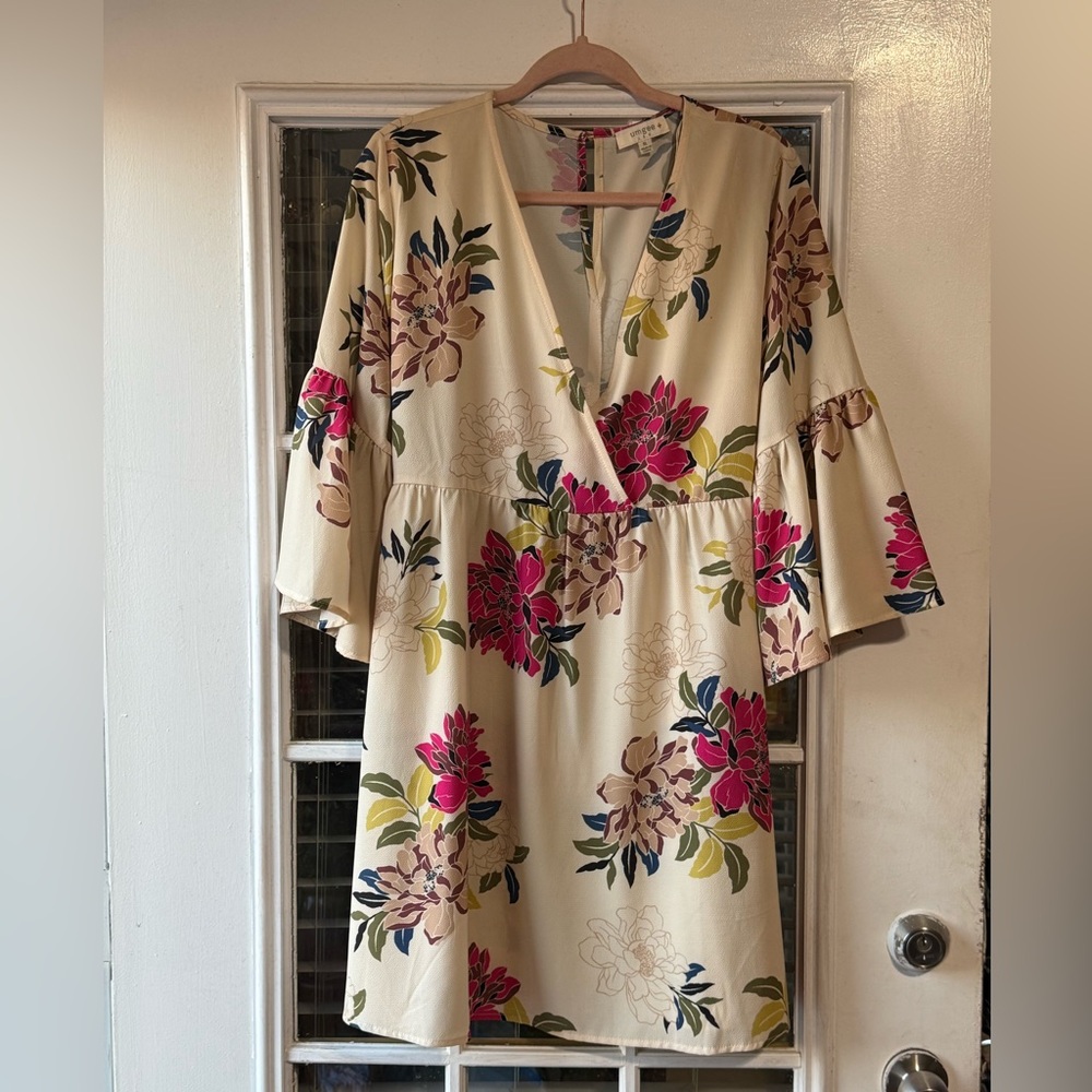 Floral V-Neck Cream Dress